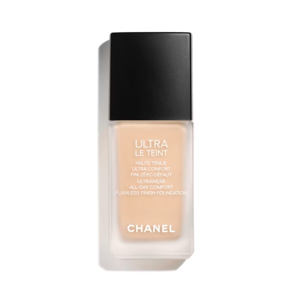 CHANEL Ultra Le Teint Foundation - BR22 - Picture 2 of 7